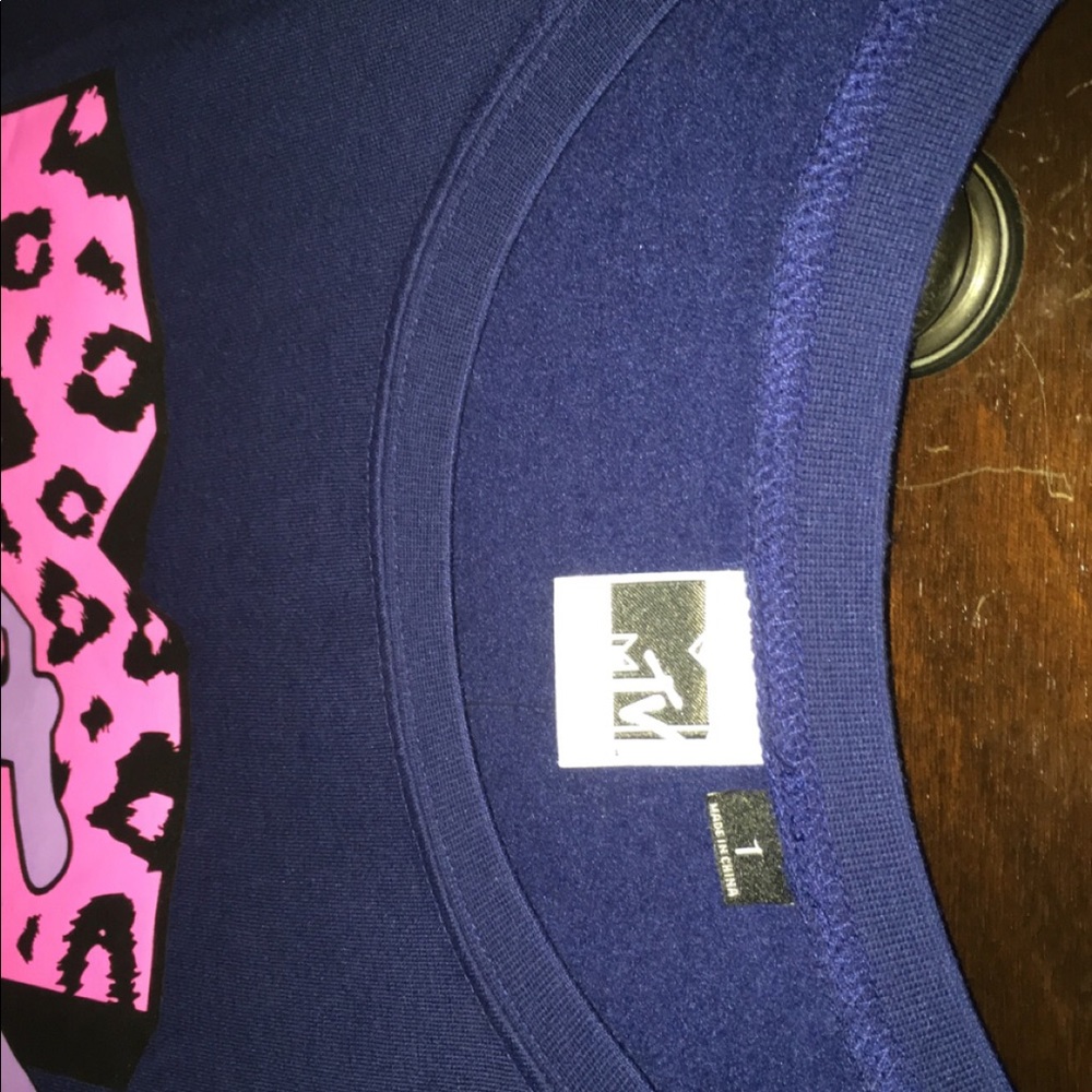 Torrid MTV sweatshirt...size 1